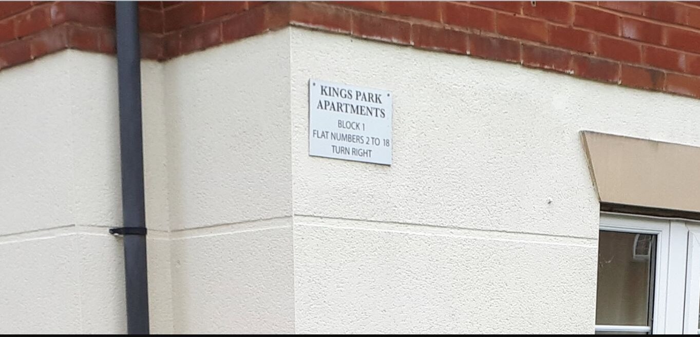 Original functional sign at Kings Park before June 2019